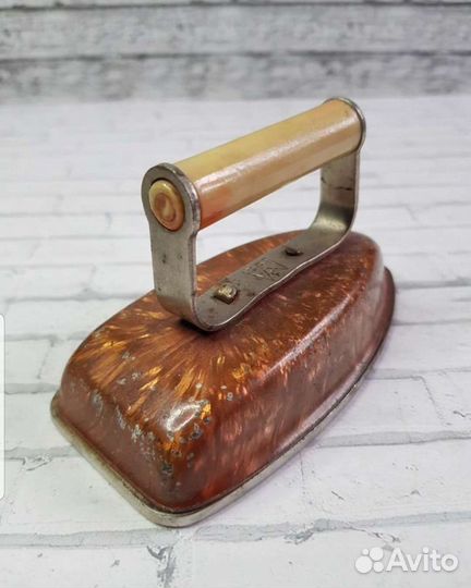 Утюг игрушечный СССР винтаж