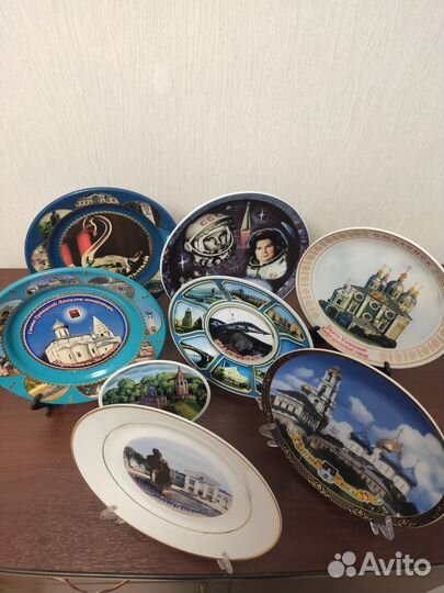 Сувенирные тарелки