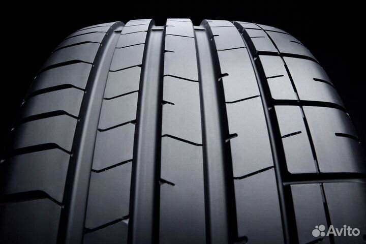 Pirelli P Zero PZ4 315/30 R22 108Y