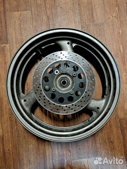 Колесный диск колесо suzuki GSF250 серый