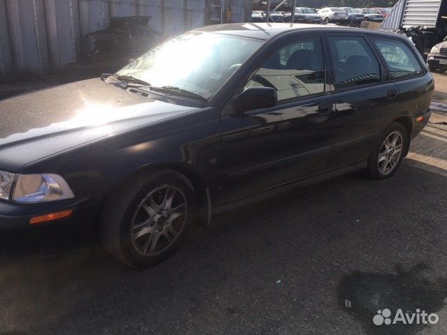 Разбор на запчасти Volvo S40 / V40