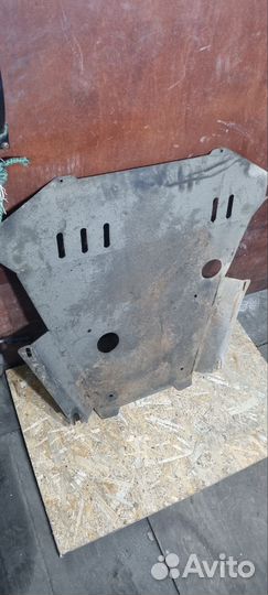 Защита двигателя Renault Logan 1,Sandero 1,Largus