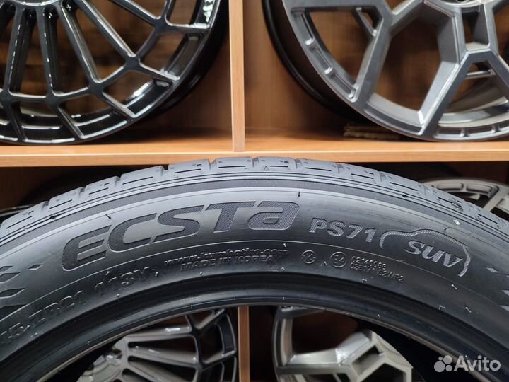 Kumho Ecsta PS71 SUV 285/45 R21 113Y