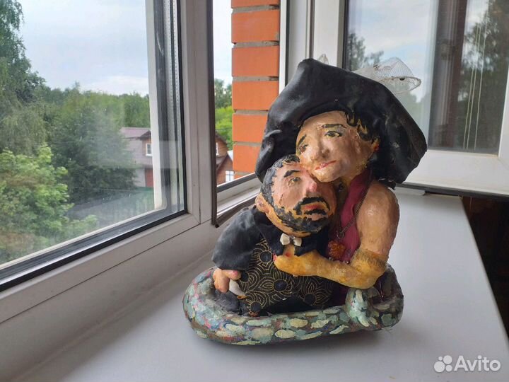 Статуэтка Лолита Милявская с Цекало