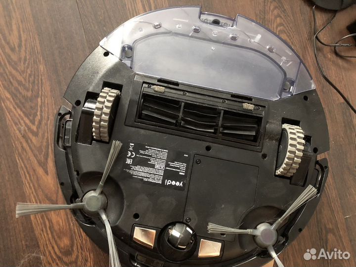 Робот пылесос