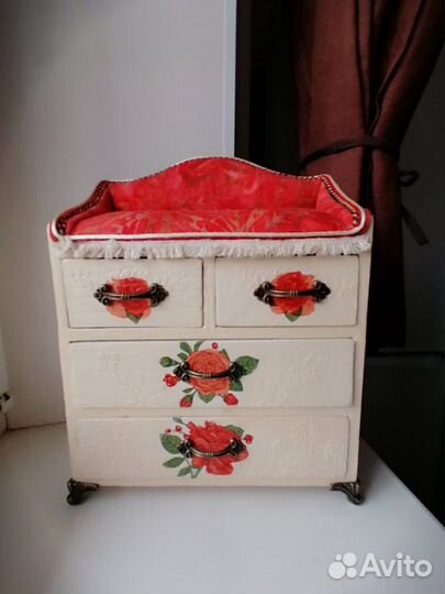 Комод для кукол