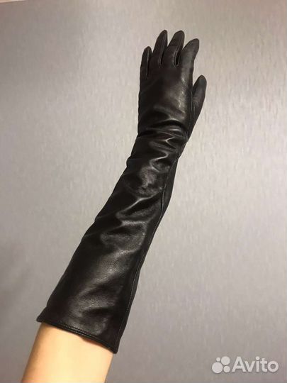 Длинные кожаные перчатки