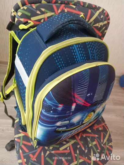 Школьный портфель