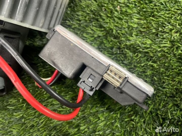 Мотор печки Bmw 5 F10 N20B20 2011