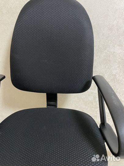 Компьютерное кресло