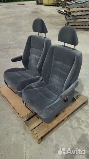 Сиденья на Honda Odyssey RB1-RB2