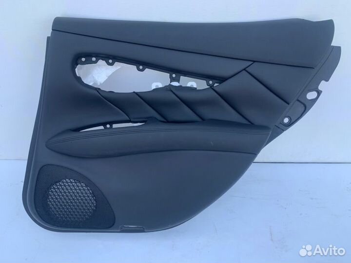 Дверная карта задняя правая Infiniti M37 Y51 3.7