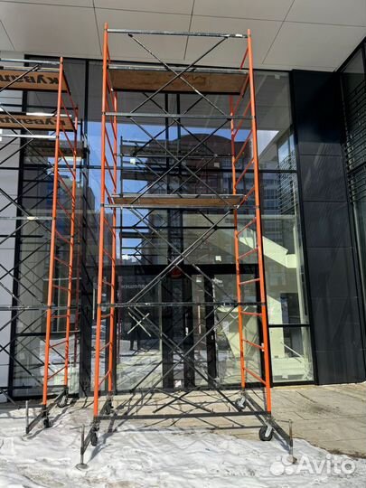 Строительные леса. Вышки тура. На колесах. Аренда