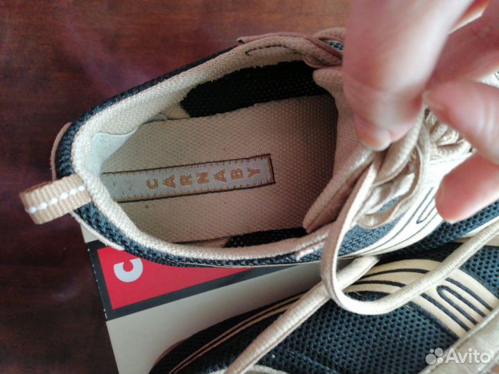 Кроссовки женские carnaby 37 р