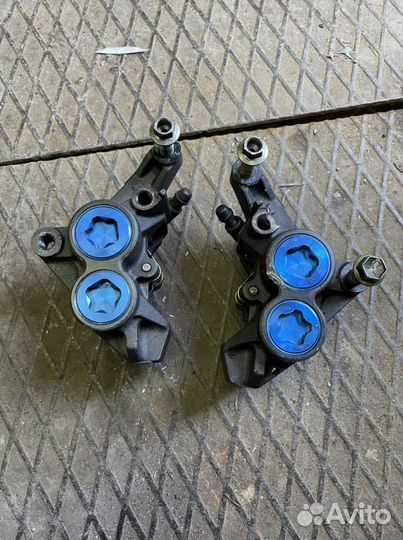 Супорта yamaha r1