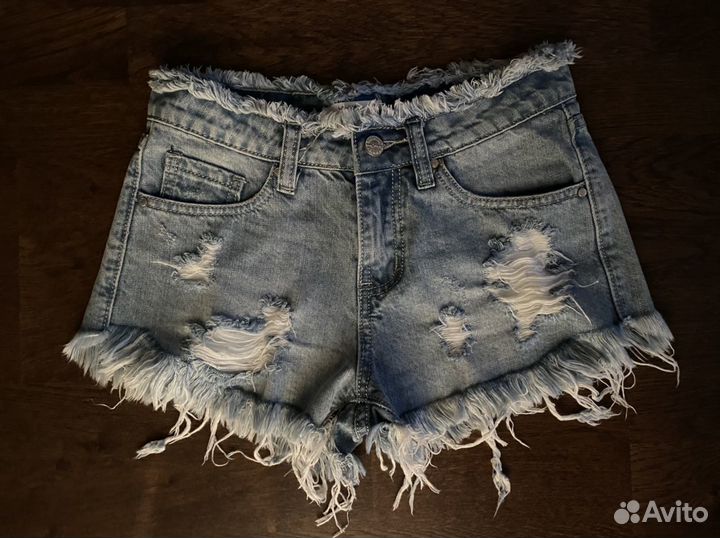 Джинсовые шорты (новые)
