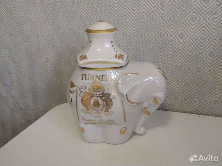 Слоник для хранения чая