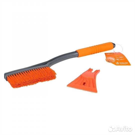 Щетка от снега и льда с мягкой щетиной + скребок