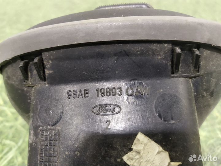 Дефлектор воздушный Ford Focus 1