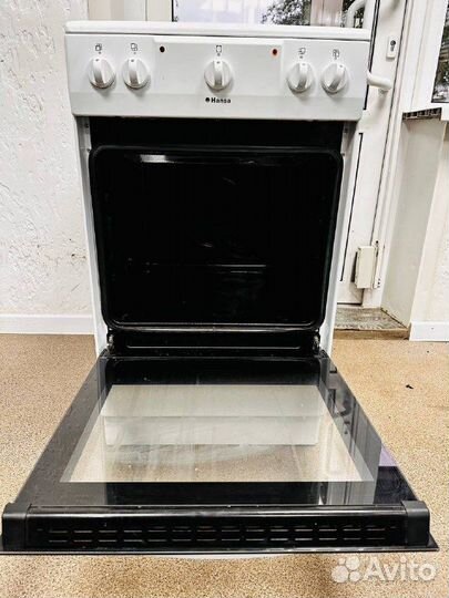 Плита с духовкой Hansa
