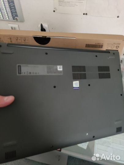 Ноутбук lenovo