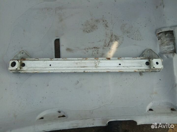 Усилитель бампера митсубиси Лансер 10