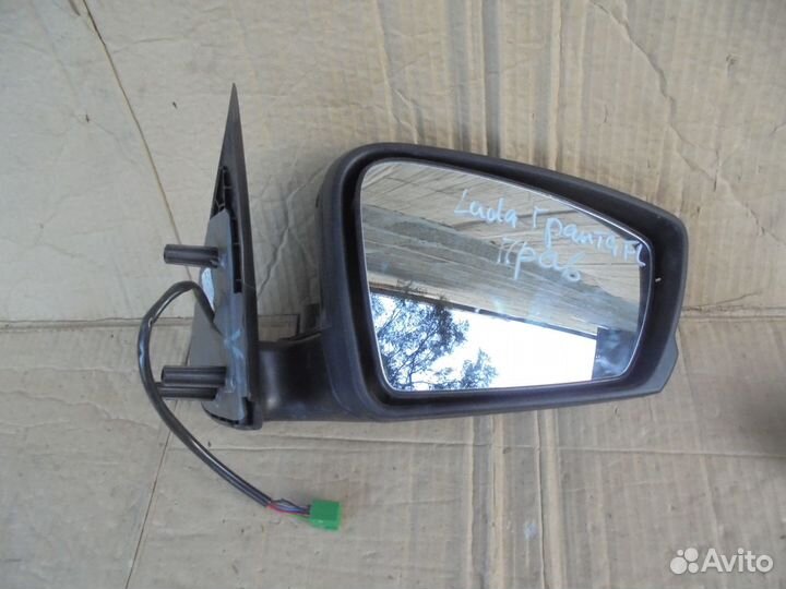 Зеркало правое LADA Granta