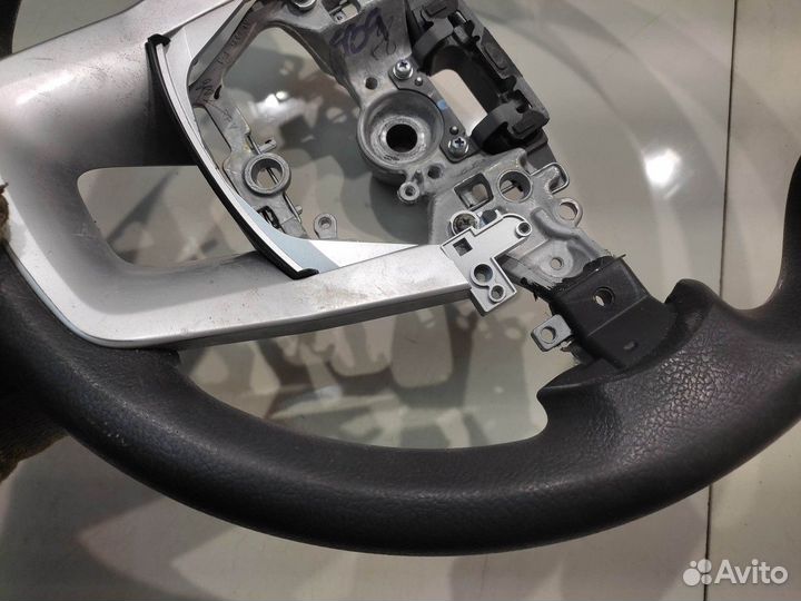 Руль (Toyota Hilux viii)