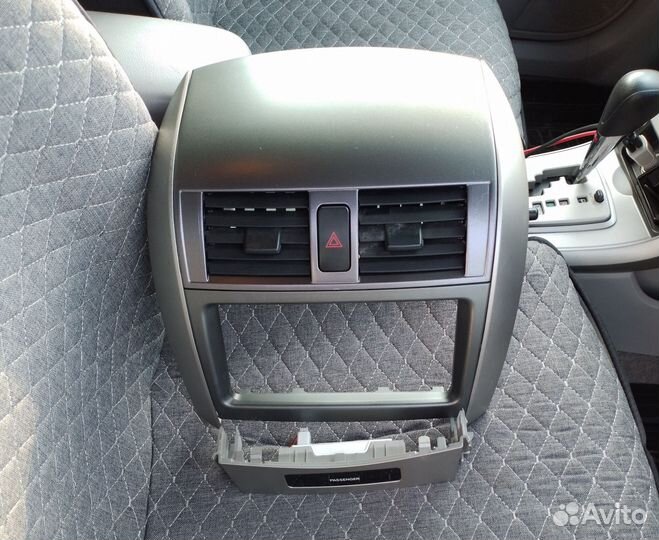 Рамка магнитолы Королла аксио NZE-141