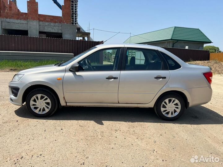 LADA Granta 1.6 МТ, 2017, 106 000 км