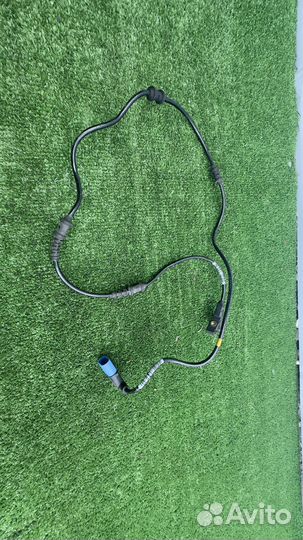 Провод износа колодок передний Mercedes w213