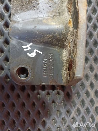 Кронштейн пневмоподушки задней Scania 5-series