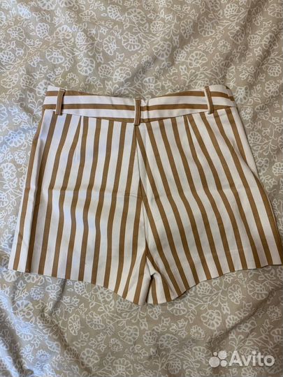 Шорты Stradivarius