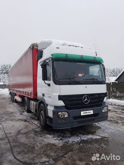 Mercedes-Benz Actros 1841 LS с полуприцепом, 2005