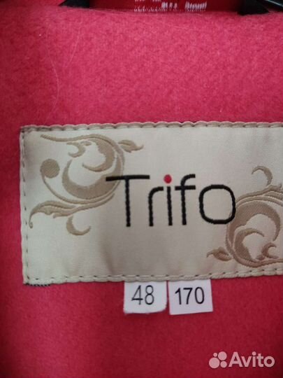 Пальто Trifo 48