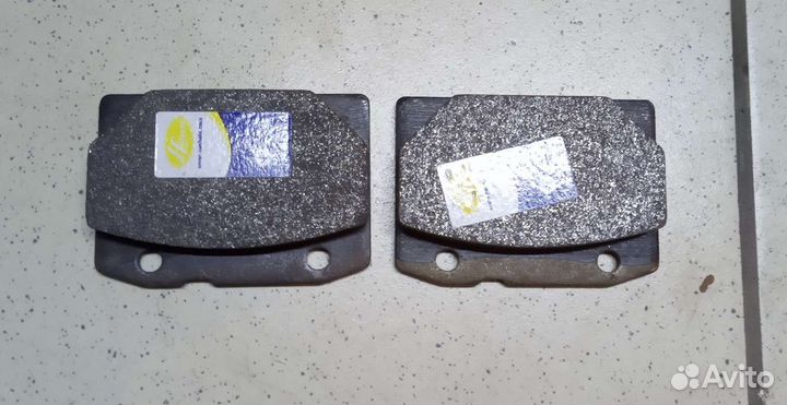 Колодки тормозные передние на Ваз классика, 2 шт