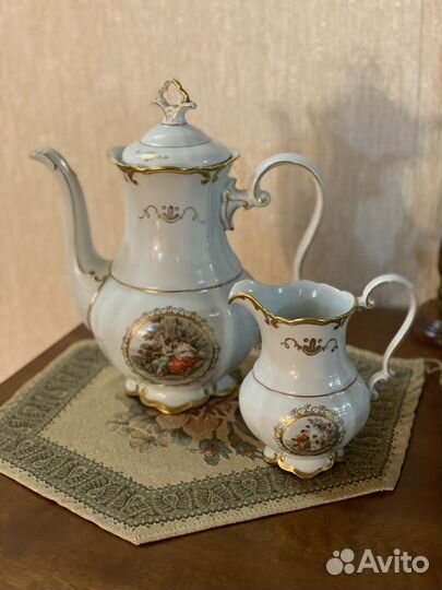 Предметы старинного сервиза