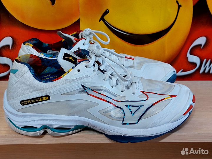 Кроссовки mizuno wave lighting 27(р40)