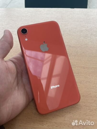 iPhone Xr, 64 ГБ