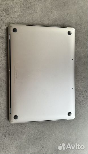 MacBook Pro (15-inch, 2016) с тачпадом, 512
