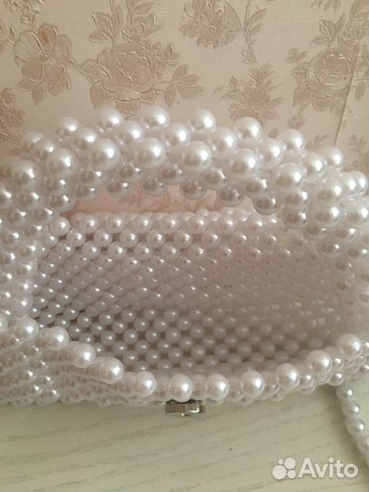 Сумка из акриловых бусин