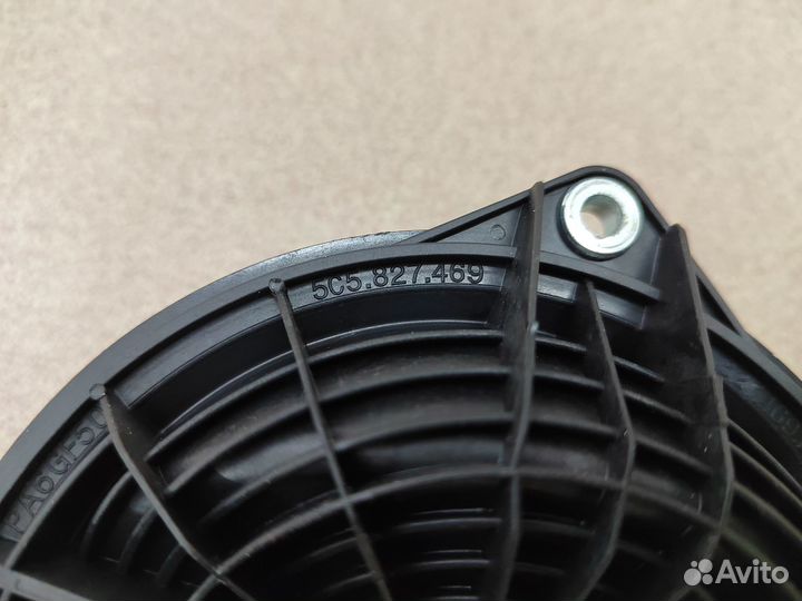 Ручка открывания крышки багажника VW Passat B7