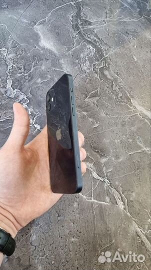 iPhone 12, 64 ГБ