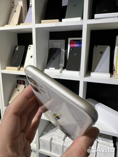 iPhone 11, 256 ГБ