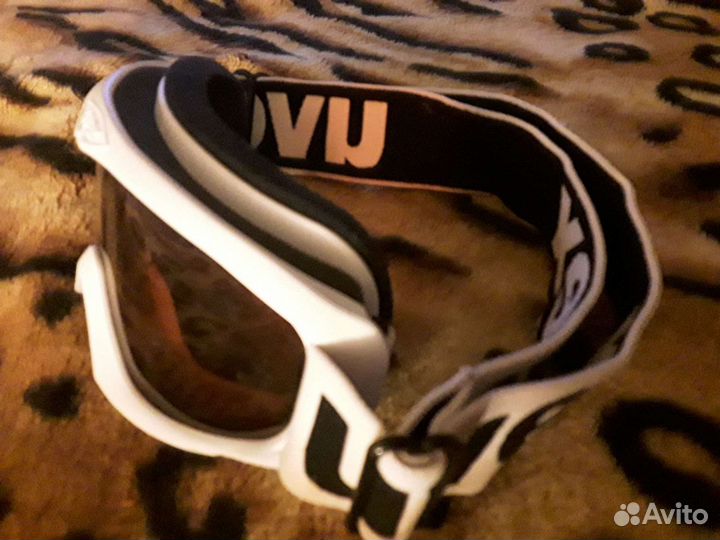 Горнолыжные очки