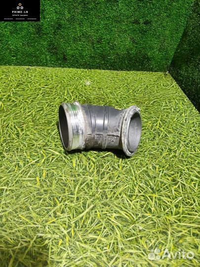 Патрубок интеркулера Scania 6-series 2017 2285550