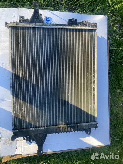 Радиатор охлаждения volvo xc90