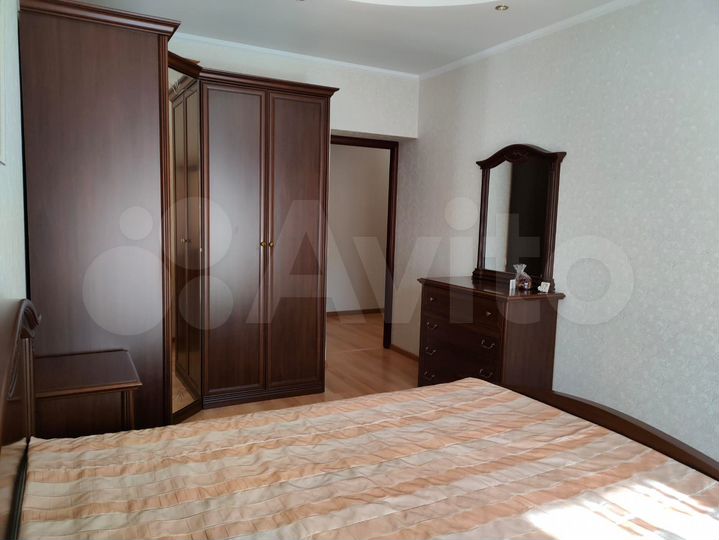 3-к. квартира, 90 м², 6/9 эт.