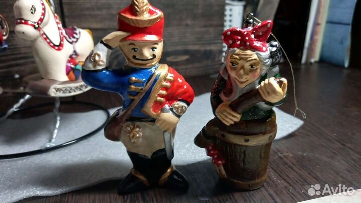 Фарфоровые елочные игрушки