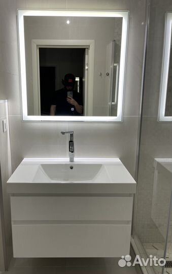 Белая тумба С раковиной + зеркало kerama marazzi